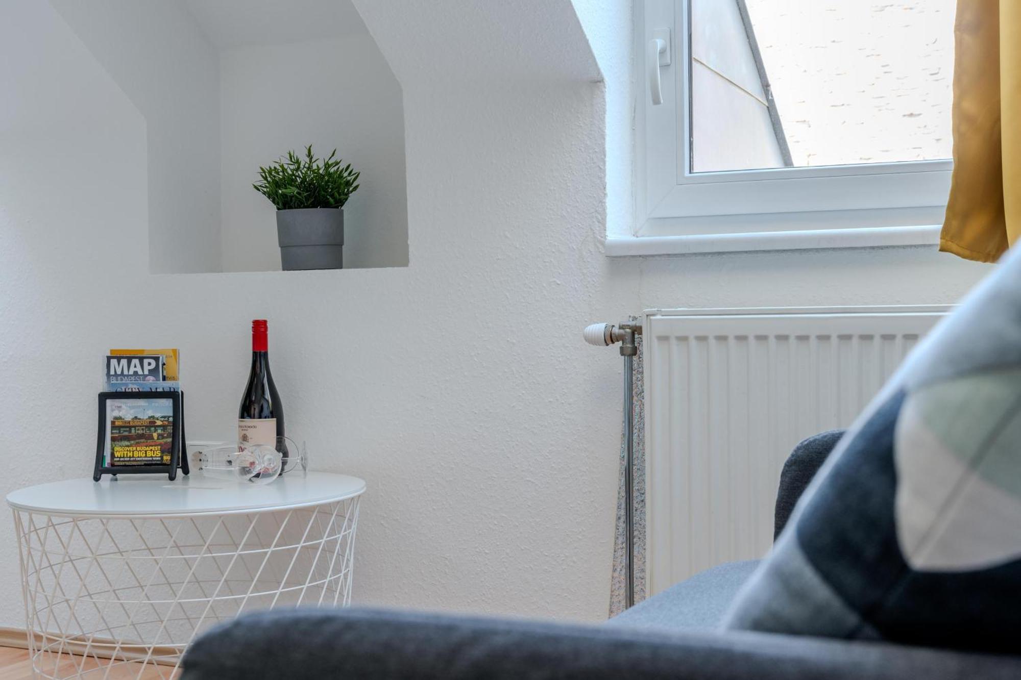 Cozy Flat In The Heart Of Buda บูดาเปสต์ ภายนอก รูปภาพ